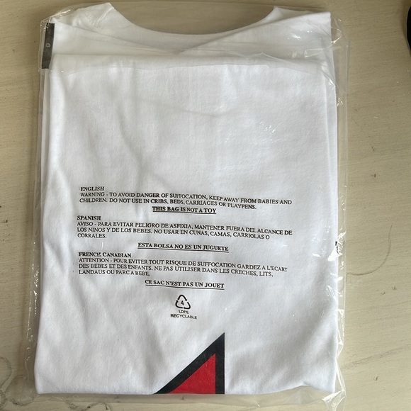 FAZE CLAN 2019 CHAMPION LOGO TEE - Picture 3 of 5